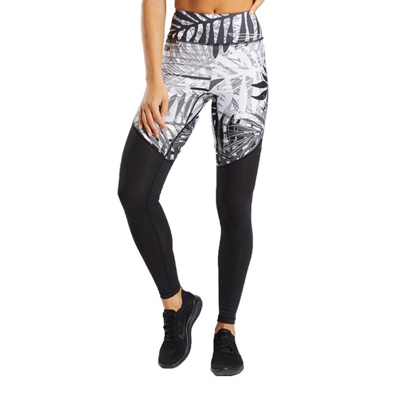 Gymshark Paradise Leggings - Picture 3 of 11